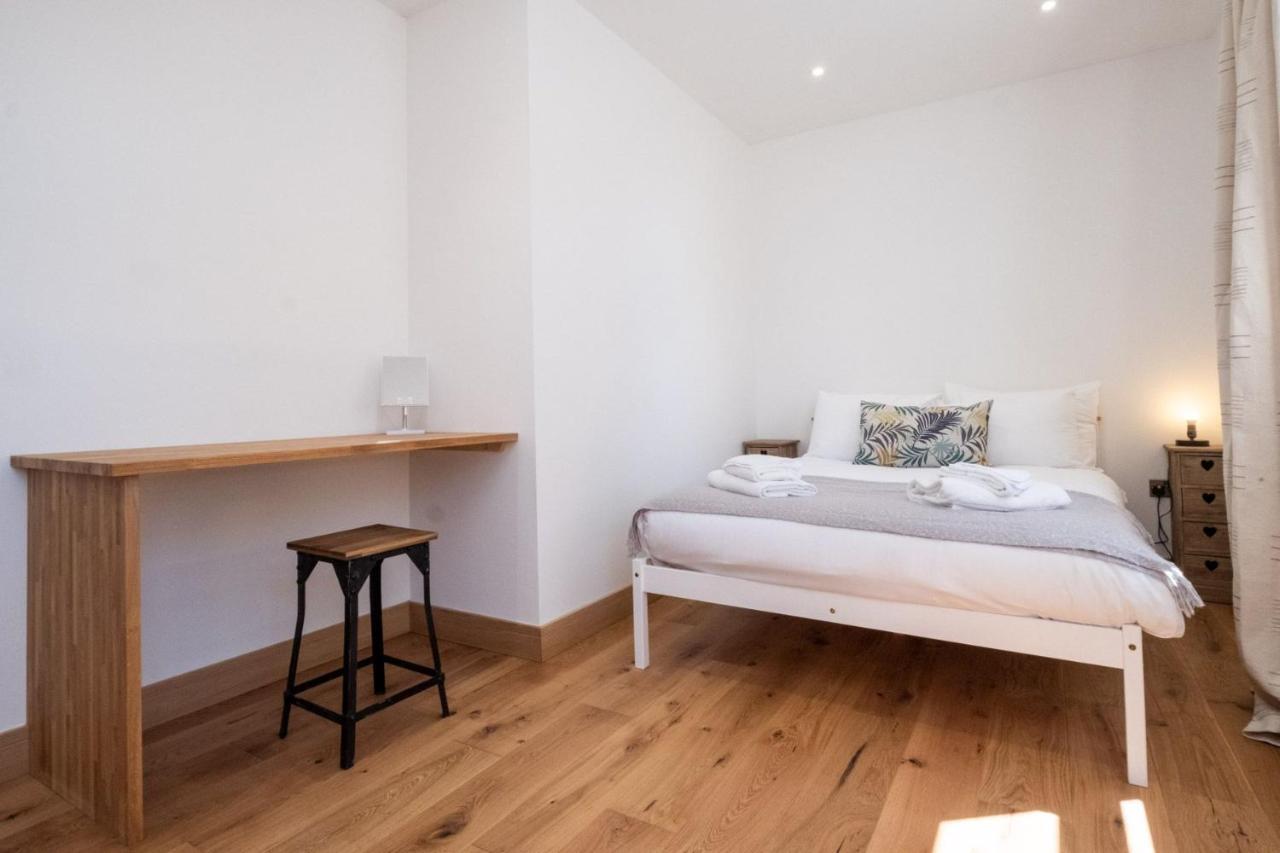Three Tuns Apartments - Hazel Pettistree Buitenkant foto
