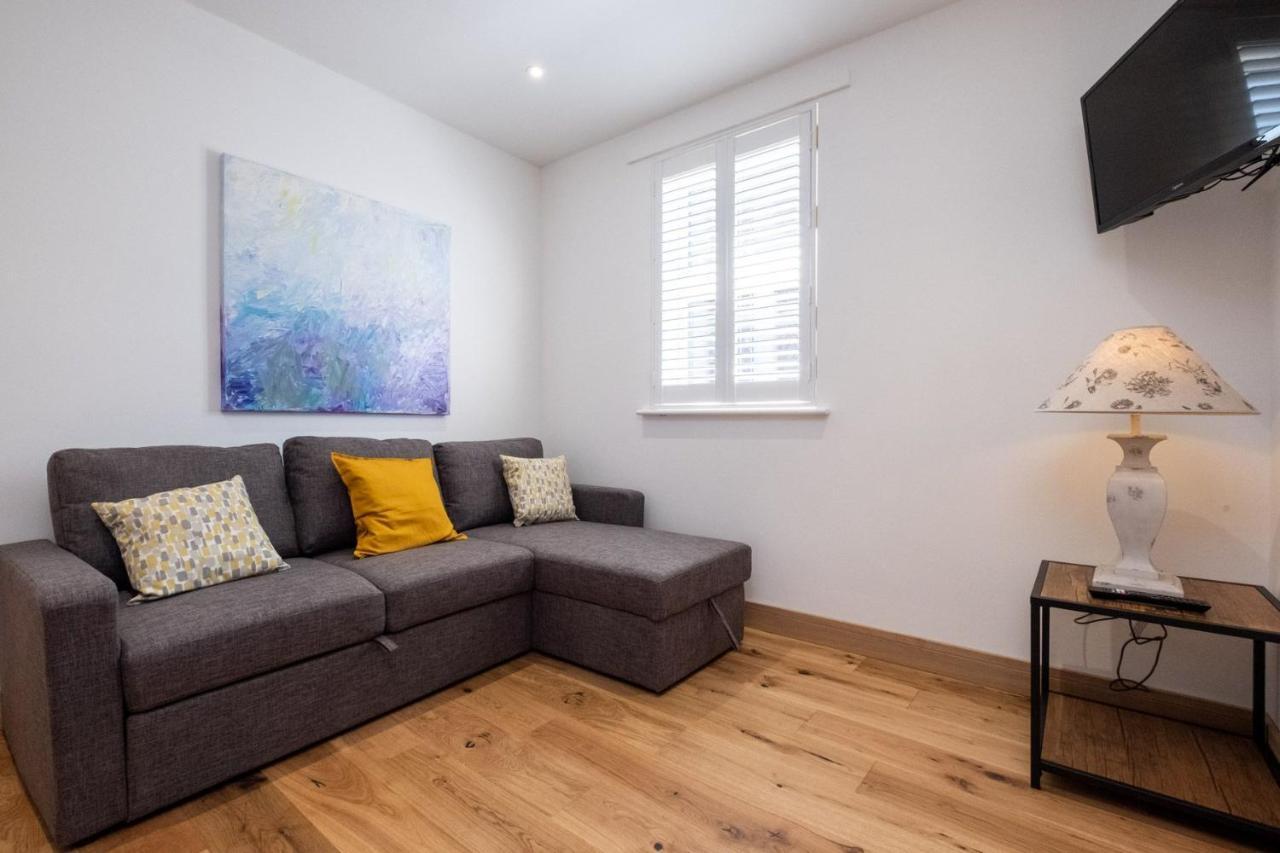 Three Tuns Apartments - Hazel Pettistree Buitenkant foto